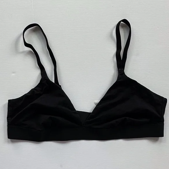 Old Navy wireless black bralette w/ adjustable straps‎ girls teens juniors large