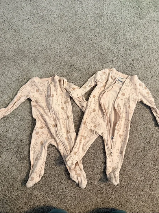Twins 3-6 Month Old Navy Beige Winnie The Pooh Zip Up Pajamas for Baby