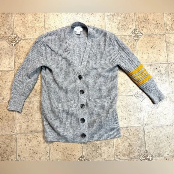 Girls Old Navy Over-sized Gray Button-Down Cardigan Sweater Sz 6-7