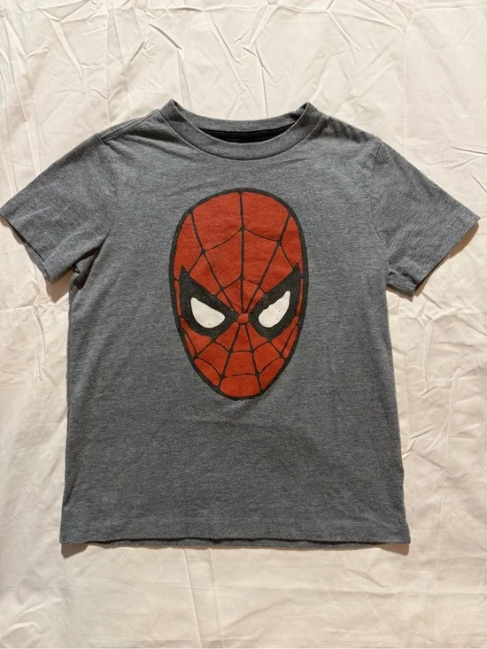 Old Navy Boys Spider-Man Graphic T-Shirt Regular Fit Gray XS (5)