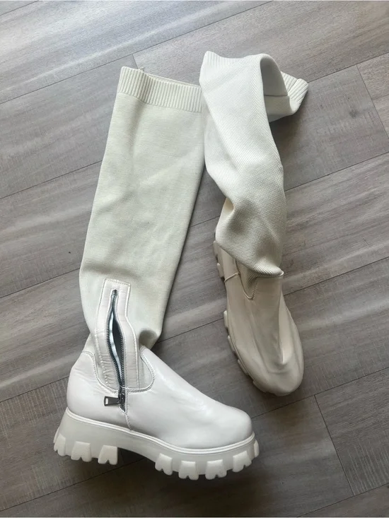 Women's Cream Knee-High Chunky Sole Boots