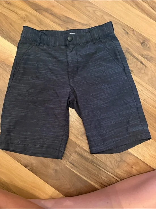 (12) Old Navy shorts