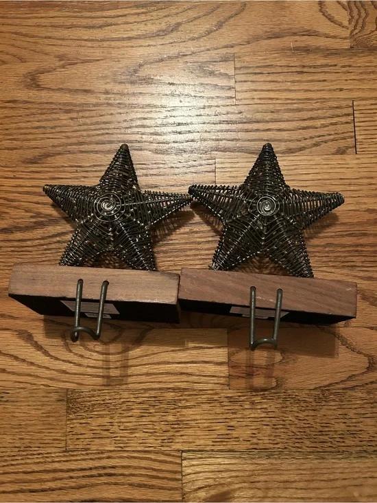 Crate & Barrel Holiday/Christmas/Xmas Metal Star Stocking Hangers W/ Wood Base