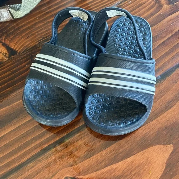 👟 Toddler slides