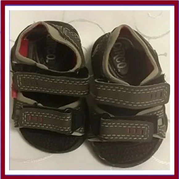 Infant Boys Sandals Size 2