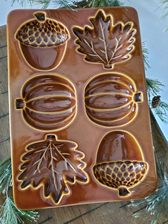 Crate & Barrel Fall Harvest Ceramic Cakelet Muffin Pan Acorn Pumpkin Leaf Mold