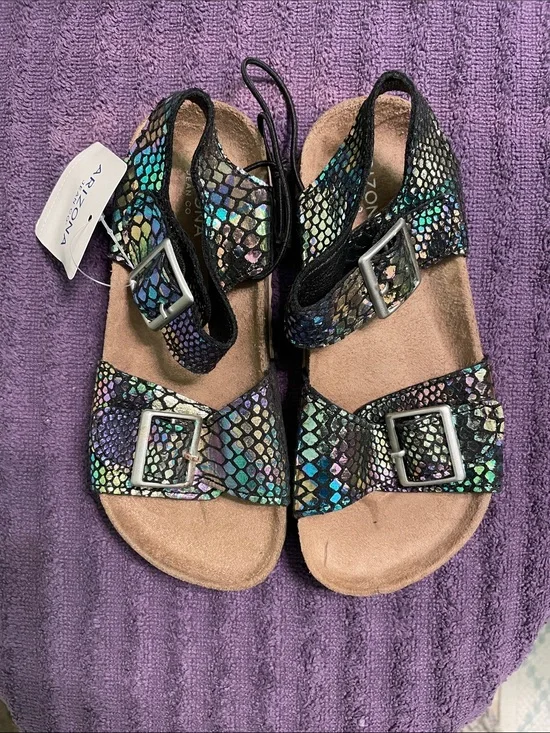 Arizona Jean Company Kids Iridescent Multicolor Snake-Print Buckle Sandals