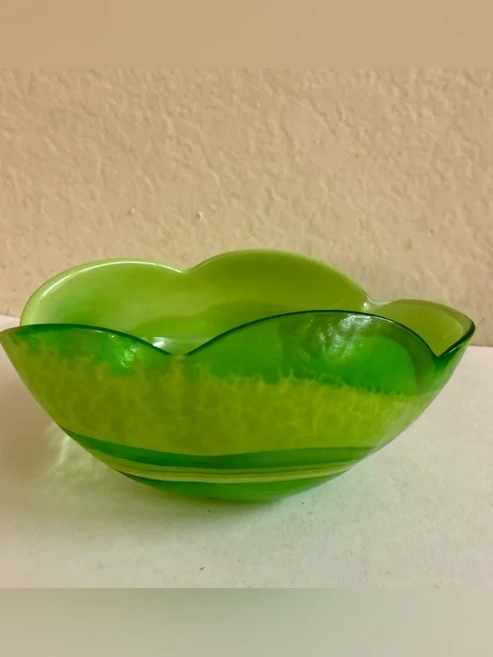 Crate &Barrel Lime Green Scalloped Handblown Glass Bowl Italy