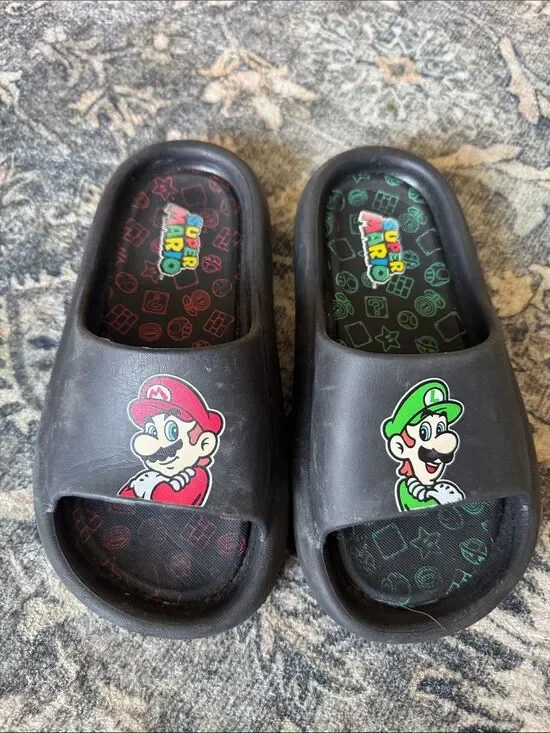 Nintendo Boys Black Slides with Red Mario & Green Luigi