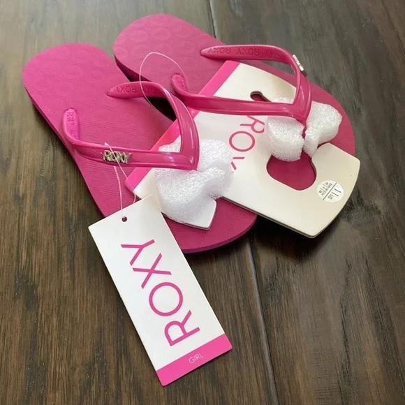 NWT ROXY Flip Flops Various sizes