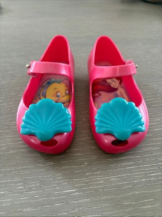 Mini Melissa little mermaid size 8