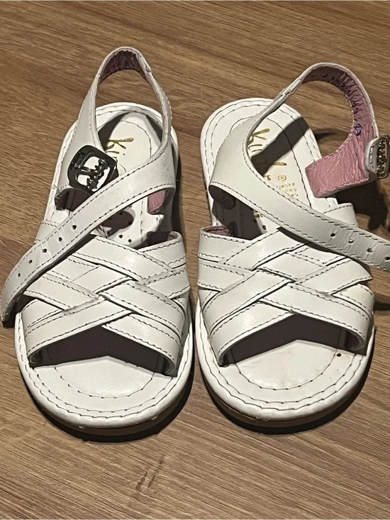 White and Pink Girls' Strappy Leather Sandals