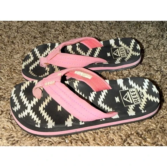 Reef- Black & Pink Little Ahi 