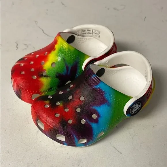 Crocs Littles Tie Dye Clogs Size 5 Classic Clog - Colorful