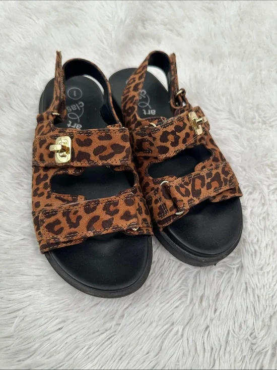 ❤️ Art Class Leopard Print Sandal