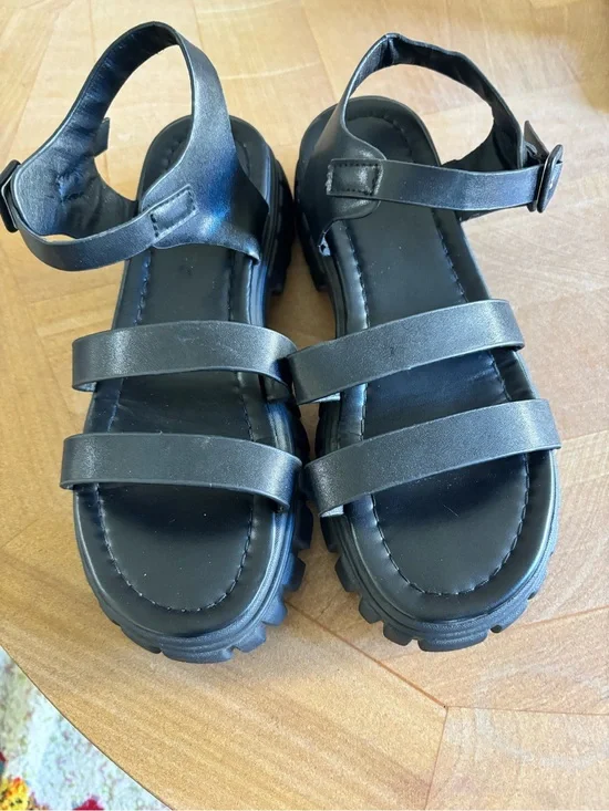 Black Strappy Sandals - Comfortable Everyday Shoes