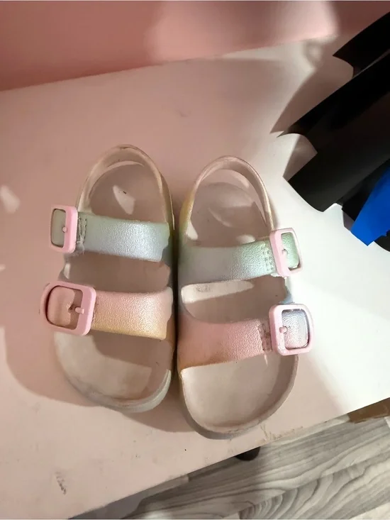 Kids Pastel Rainbow Buckle Sandals - Pink Accents