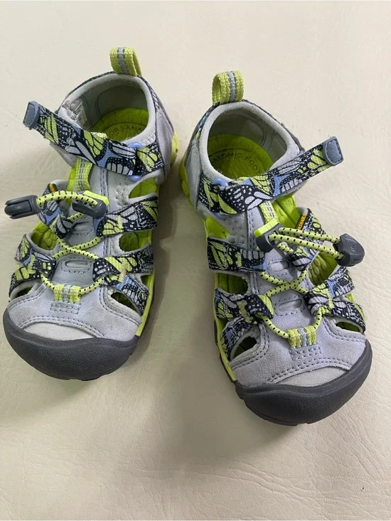 Keen Kids Closed-Toe Sandals in Neon Lime and Gray