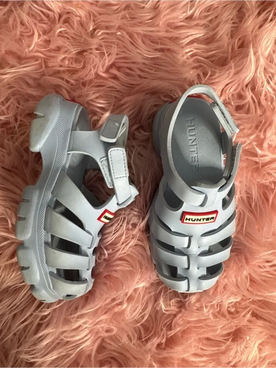 Hunter Kids blue Jelly Fisherman Sandals with Red Logo