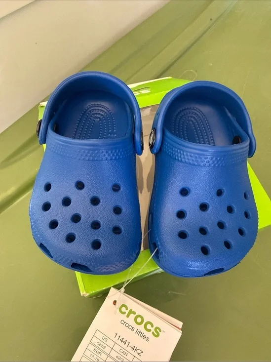 NWT Crocs Littles Toddler Blue C2/C3 Unisex Clog Shoes w/Strap – New in Box