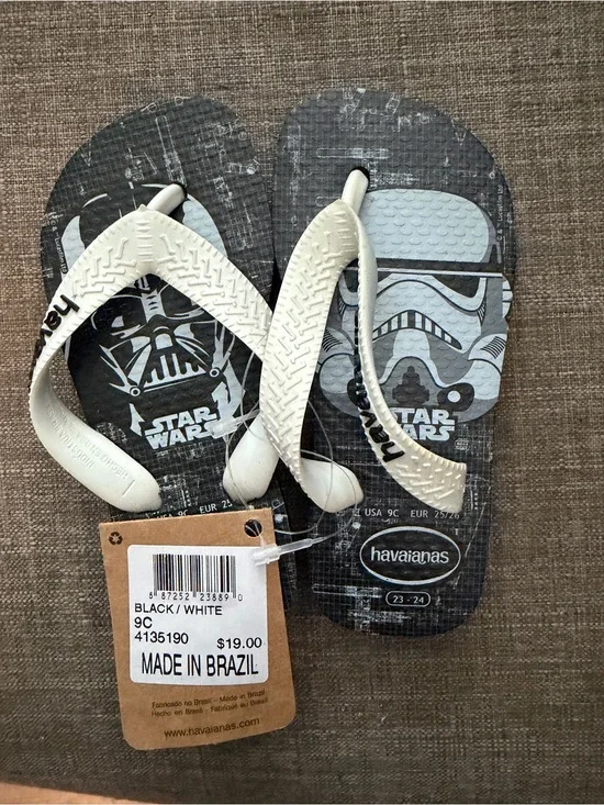 Havaianas Kids Star Wars Black and White Flip Flops