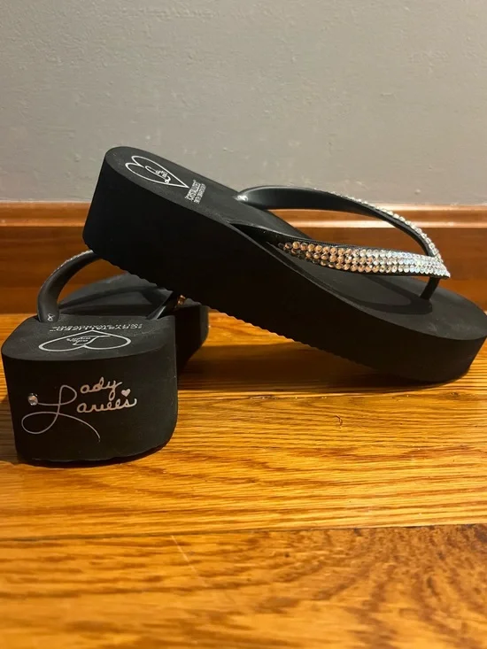 Lady Lanell’s Crystallized w/ Swarovski Platform Flip Flops
