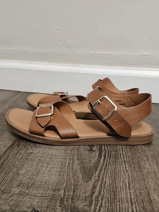 Girls Cat & Jack Faux Leather Strap Brown Cognac Sandal Size 4