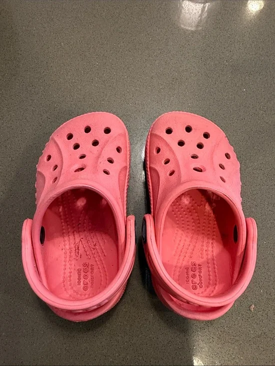 CROCS Toddler Size 5 Bubblegum Pink Classic Clog