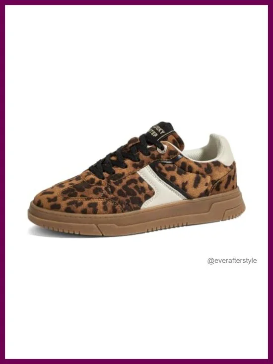 Platform Sneakers Thick Sole Lace-Up Comfortable Walking Shoes