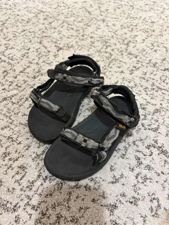 Teva Kids Black and Gray Patterned Strap Sandals