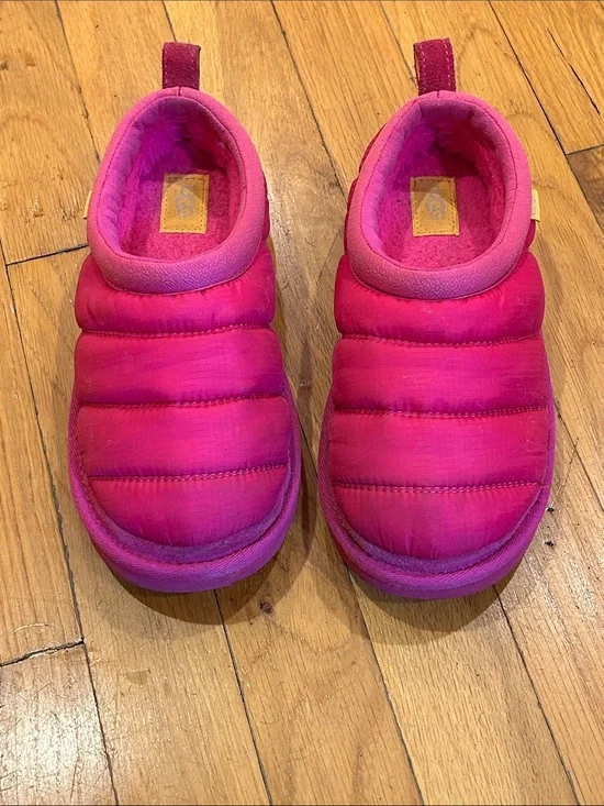 UGG Kids Puffer Slip-On Slippers