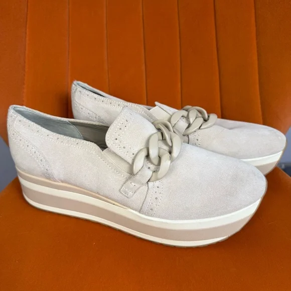 Dolce Vita Light Beige Suede Platform Slip-On Loafers with Chain