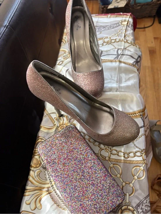 Sparkling Pink Glitter Platform Pumps with Matching Clutch