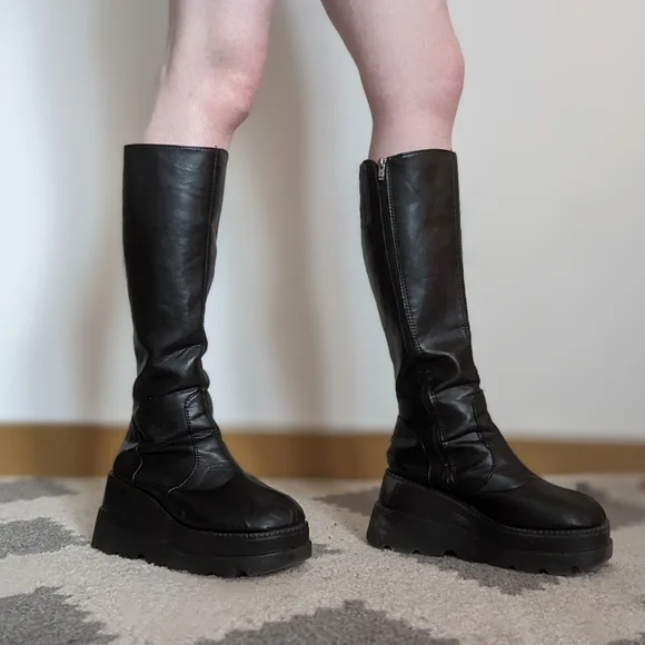 Black Platform Knee-High Women's Boots