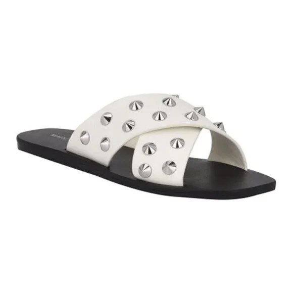 Marc Fisher White silver spike  Boni Sandal 7 NEW NWT