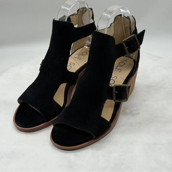 Sole Society Black Wedge Sandals with Peep-Toe DesignSize 6M