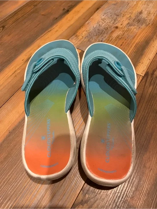 Cloudsteppers by Clarks Breeze Reyna sandals. No longer available color Turquois