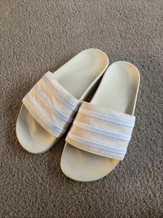 Adidas velour slides size 9