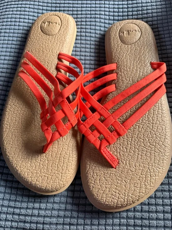 Sanuk Women's Coral Strappy Slide Sandals