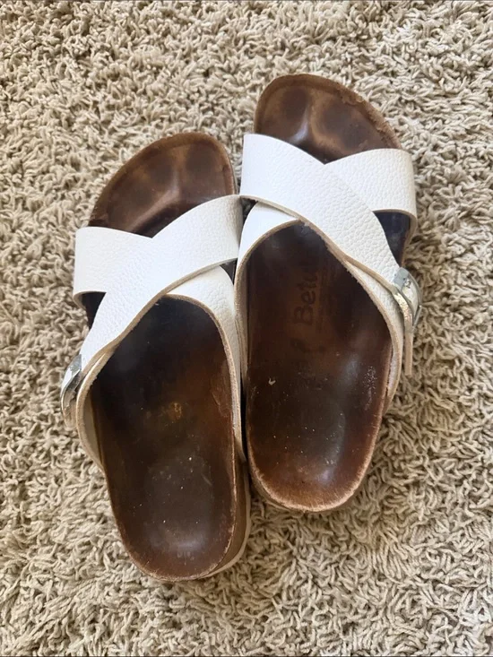 Beulah by Birkenstock, White Women’s Cross-Strap Slide Sandals size 8.