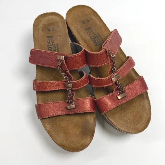 Naot Womens Brick Metallic Red Leather Multi Strap Chain Sandals Size 40 L9 Heel