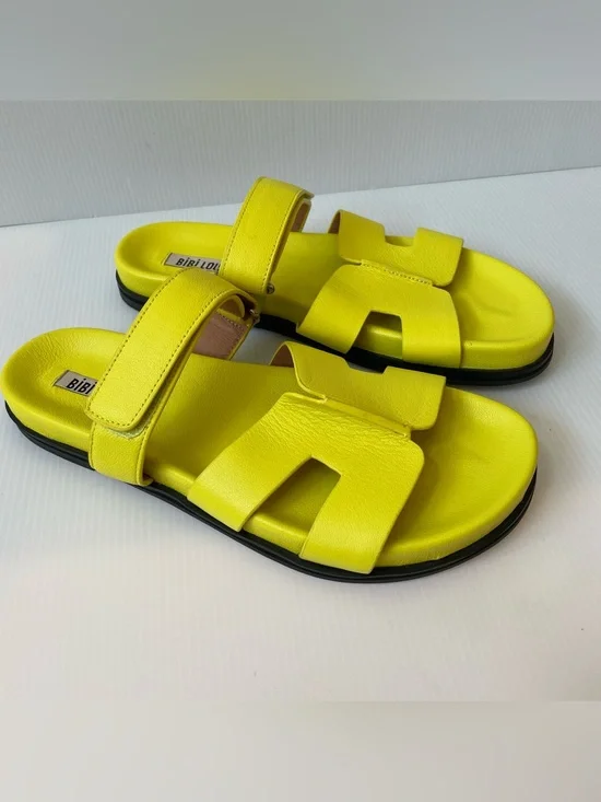 NWT Anthropologie Bibi Lou Mindy Cut Out Slide Sandal Leather Size 9 40 Yellow