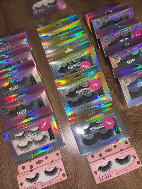37 Set Lash Bundle with glue included!