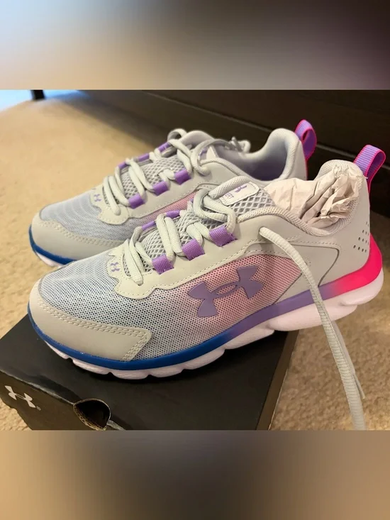 👟 BRAND NEW Under Armour Girls’ Sneakers – 4.5Y Wide (2E) 💜🩷