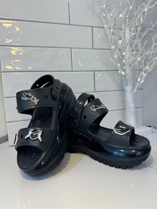 Crocs Mega Crush Sandal in Black with removable Gothic Skeleton Charms