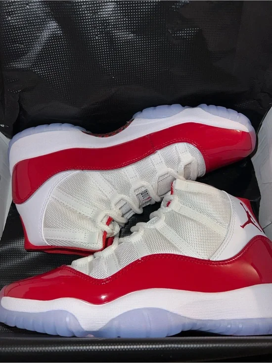 Jordan Kids Retro Basketball Sneakers in White & Red