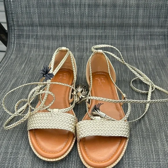🍍 Crown Vintage Gladiator Low Wedge Strappy Sandal Women's Size 8.5🍍