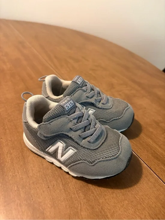 New Balance 515 B Infant Toddler Shoes Gray Size 5 Hook Loop Closure