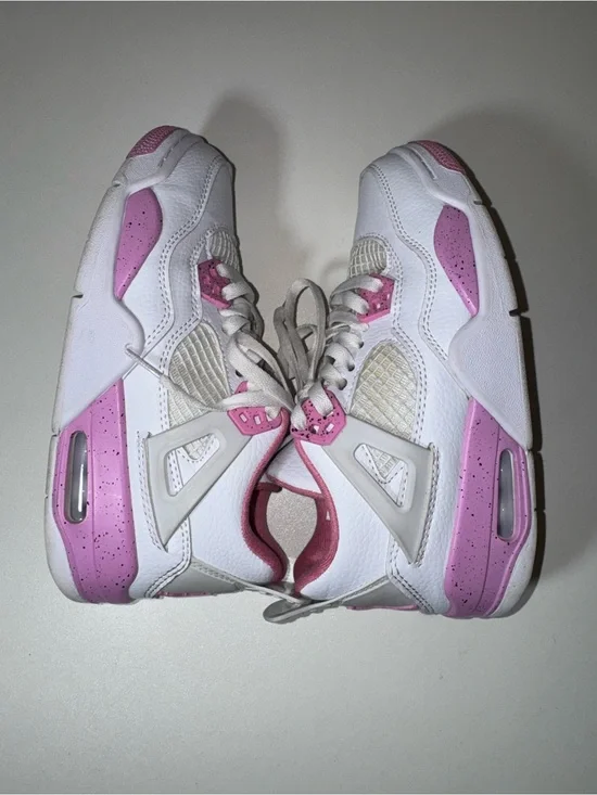 Air Jordan 4 Pink Retro- Pink Oreo