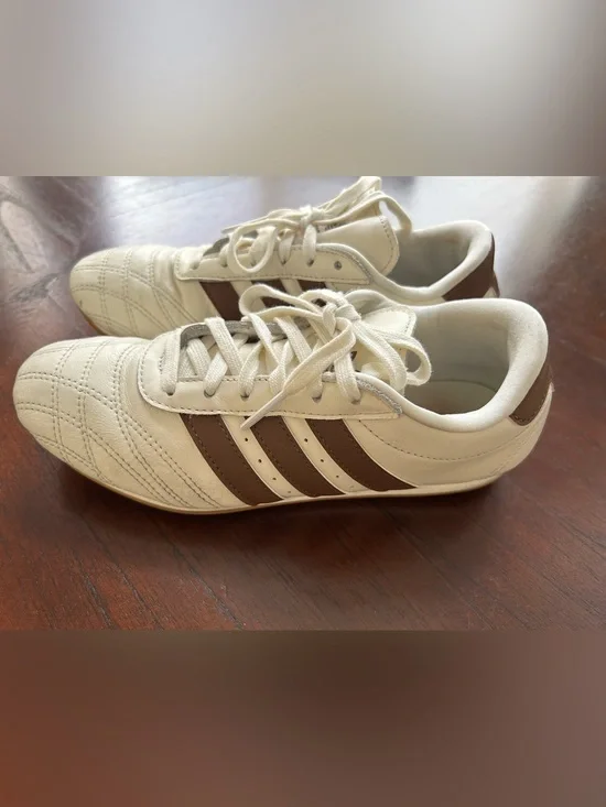 adidas TAEKWONDO  Cream and Brown Retro Low-Profile Sneakers size 6